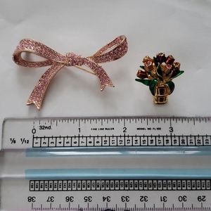 Vintage Brooch Pins Costume Jewelry